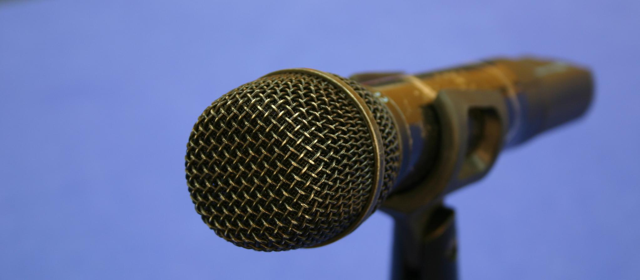 Microphone