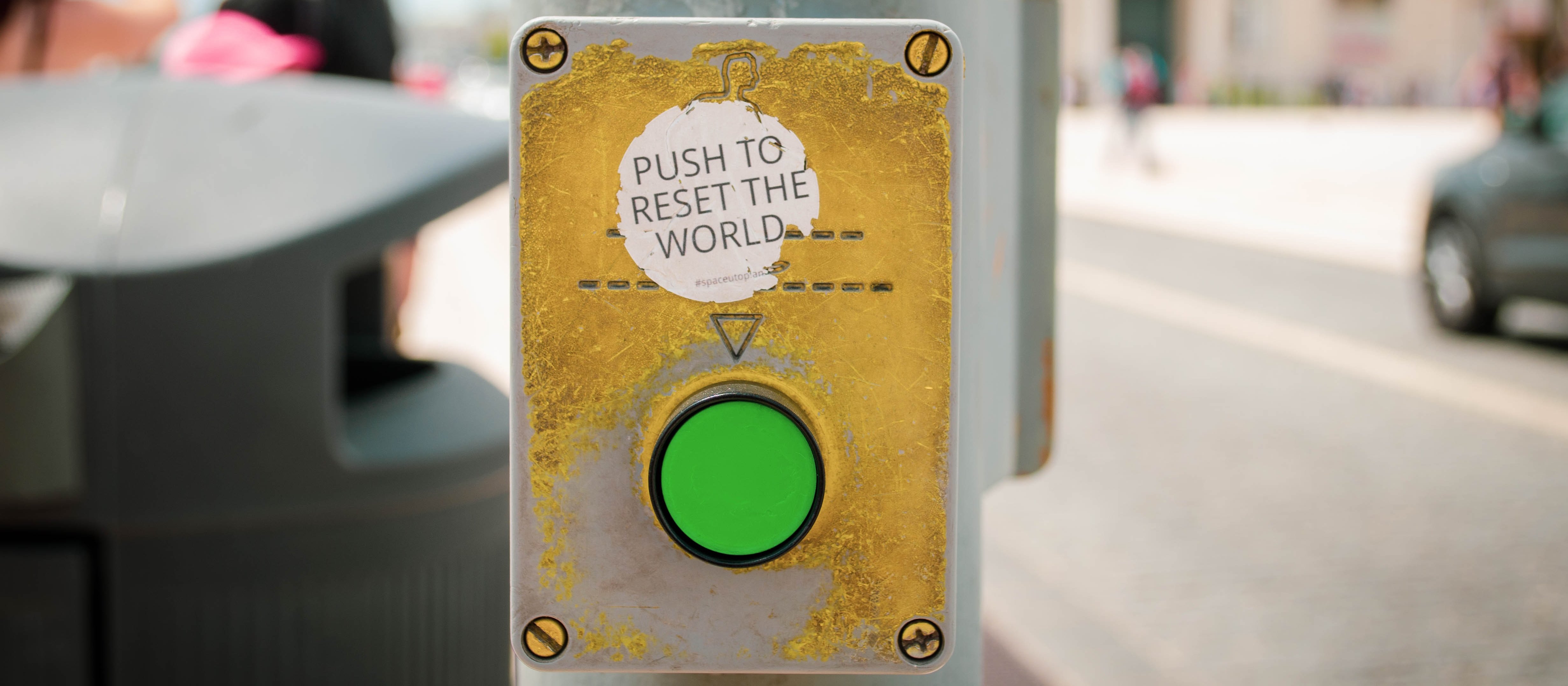 Push_button_CR_Jose_Antonio_Vazquez_Unsplash