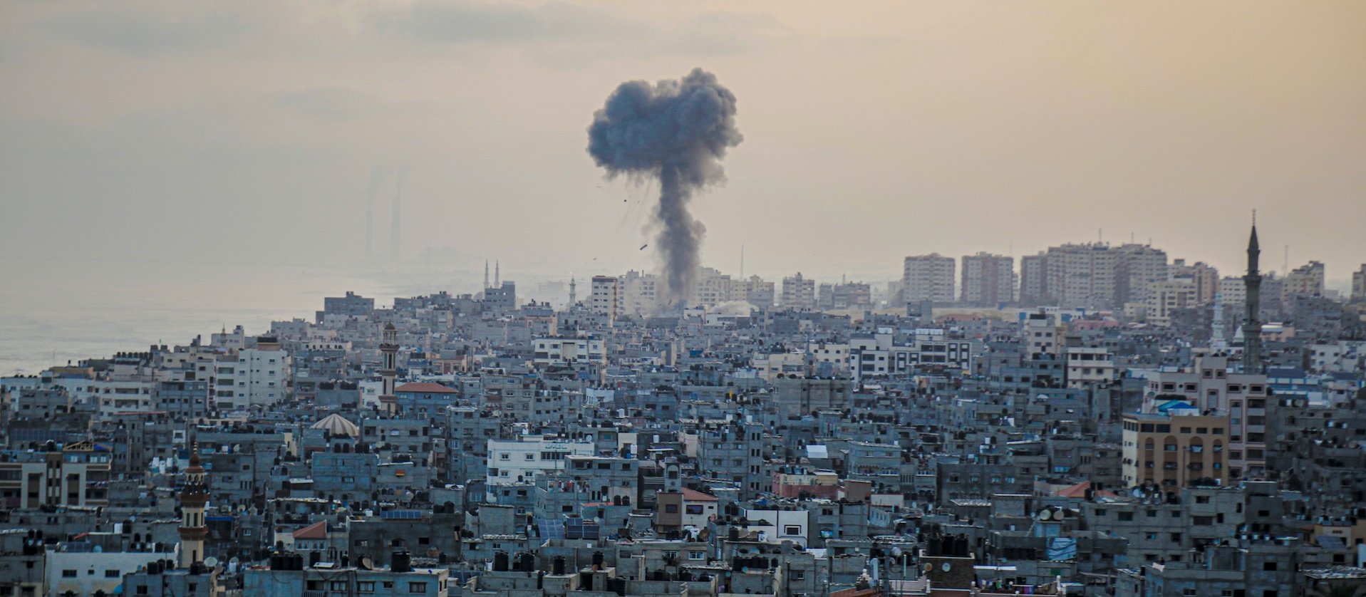 Gaza strip smoke [Mohammed Ibrahim on Unsplash]