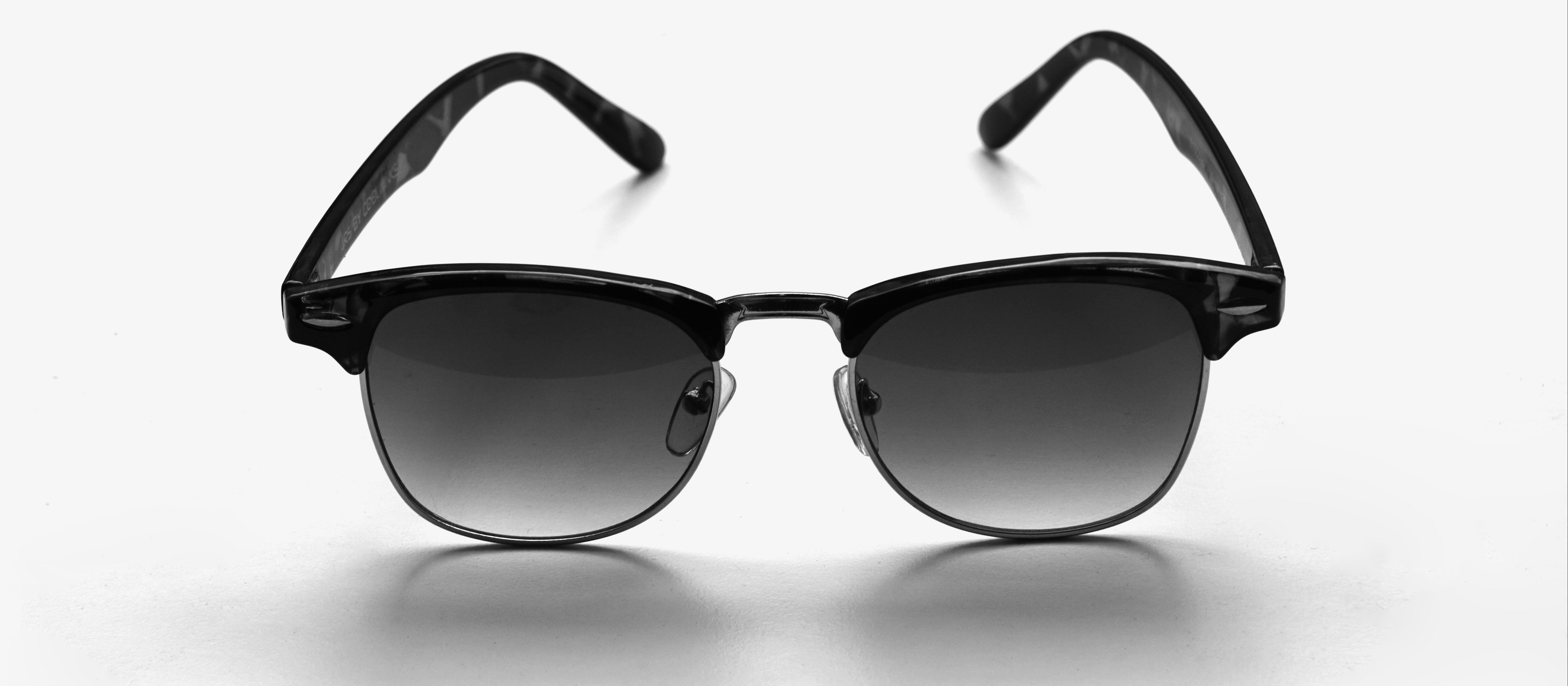 Sunglasses Kiran Ck on Unsplash