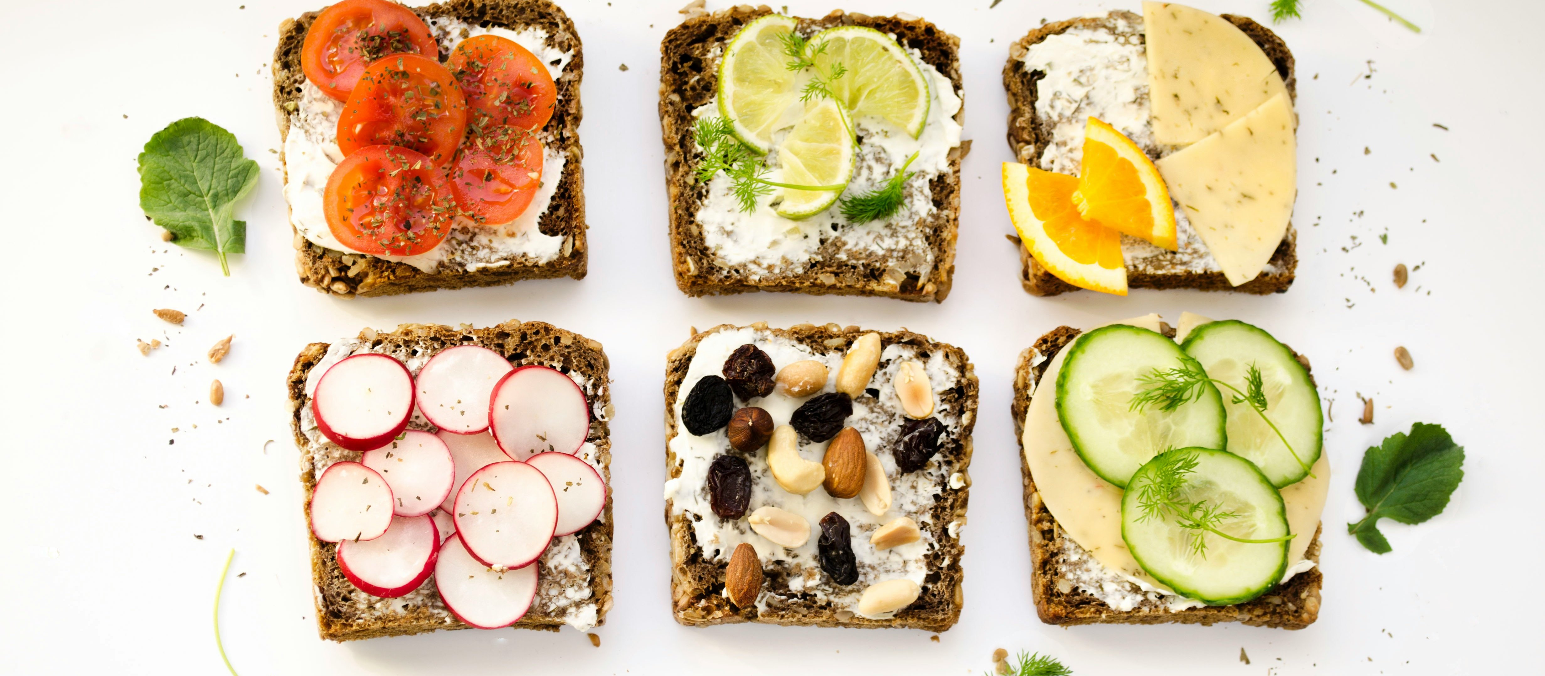 Sandwiches Ola Mishchenko on Unsplash