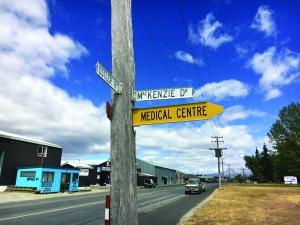 Twizel_signpost