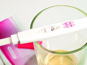 i-stock pregnancy test