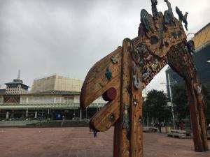 Aotea Square, Māori carving