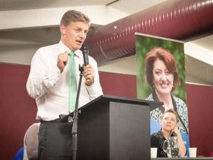 Bill English