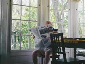 Newspaper reader