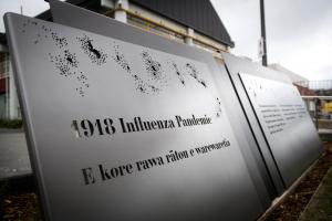 Influenza pandemic memorial plaque unveiling 