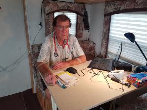 Aus GP Jeff Lee in his caravan