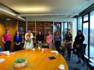 Sarah Donovan with Prime Minister Jacinda Ardern and period poverty campaigners