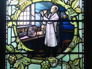 Stained glass window, Alexander Fleming, penicillin