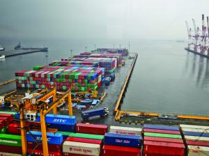 Shipping containers, cargo export