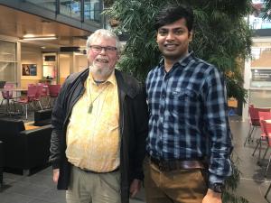 Emeritus professor Warren Tate and Dr Aniruddha Chatterjee