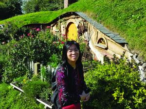 Linda Lu at Hobbiton