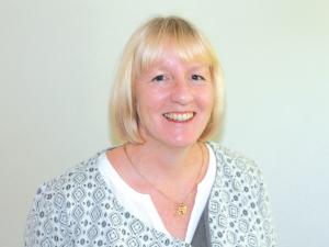 Liz Manning, Nurse consultant