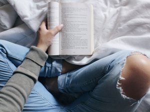 Woman-reading-Credit-Fabiola-Penalba-on Unsplash.jpeg