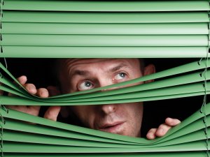 Man blinds CR tolgart on iStock