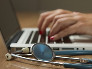 Stethoscope and laptop 