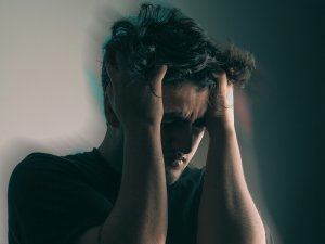 Distress, sad, mental health CR Amir Maleky on Unsplash