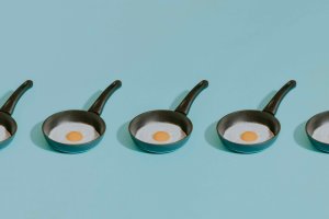 Frying pan Pawel Czerwinski on Unsplash